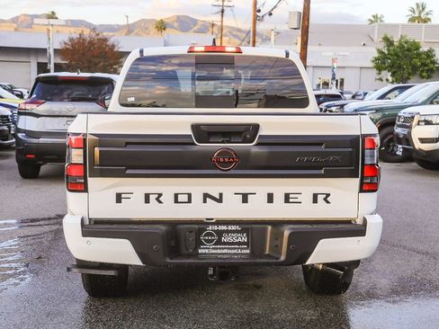 New 2026 Nissan Frontier PRO-4X w/ Tow Package AWD/4WD image 7