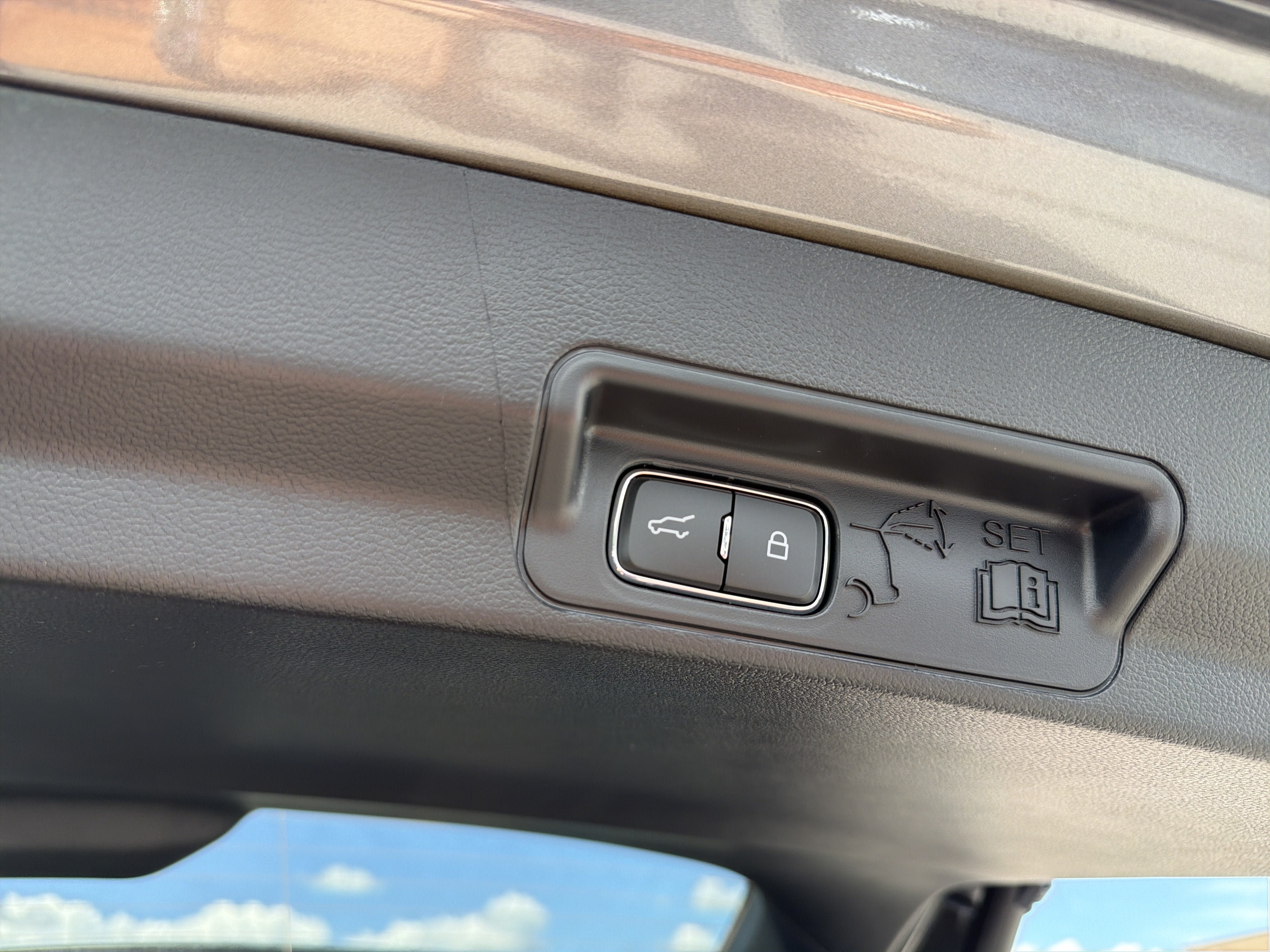 New 2026 Ford Explorer ST-Line AWD/4WD image 27