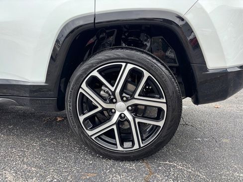 Used 2024 Jeep Compass Limited w/ Elite Group image 34