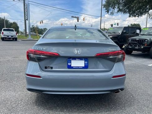 Used 2024 Honda Civic Sport image 6