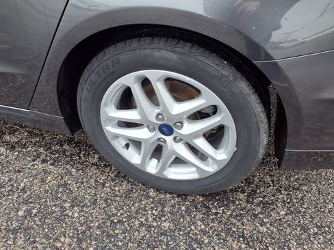 Used 2016 Ford Fusion SE w/ Equipment Group 202A FWD image 48