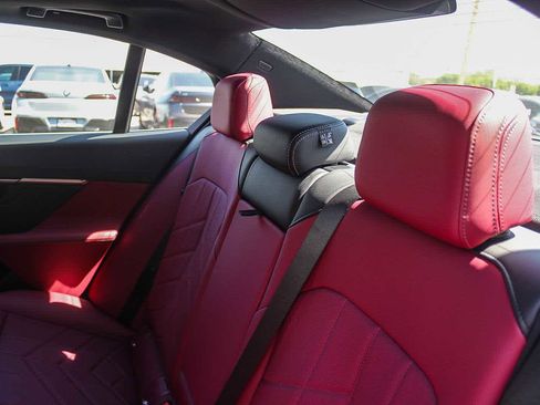 Used 2026 BMW 540i xDrive image 18