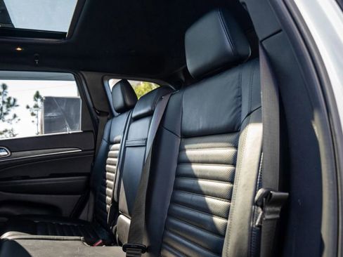 Used 2020 Jeep Grand Cherokee Limited X image 41