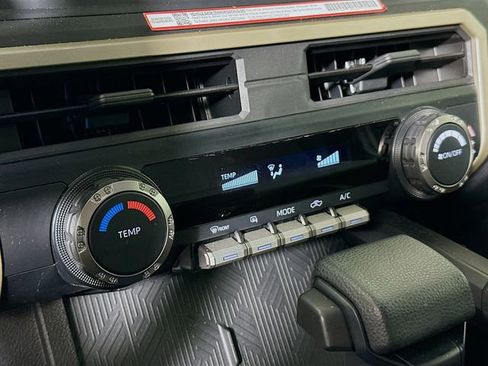 Used 2024 Toyota Tacoma SR image 18