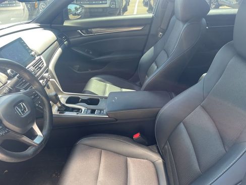 Used 2021 Honda Accord Sport image 15