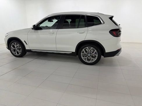 Used 2023 BMW X3 xDrive30i w/ Premium Package w/ZPA AWD/4WD image 2