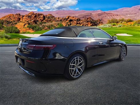 Used 2023 Mercedes-Benz E 450 4MATIC Cabriolet image 4