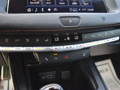 Used 2021 Cadillac XT4 Sport w/ Cold Weather Package AWD/4WD image 31