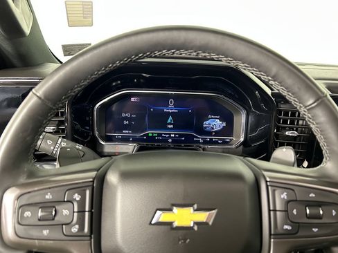 Used 2024 Chevrolet Silverado 1500 High Country w/ High Country Premium Package AWD/4WD image 14