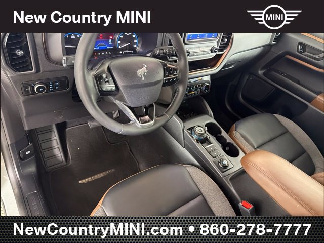 Used 2024 Ford Bronco Sport Outer Banks w/ Tech Package AWD/4WD image 10