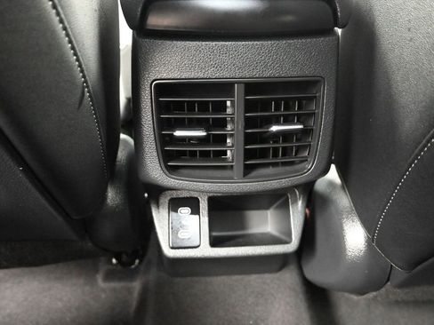 Certified 2026 Kia Seltos S AWD/4WD image 31