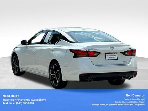 Used 2023 Nissan Altima 2.5 SR FWD image 13