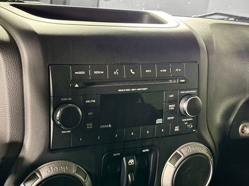 Used 2017 Jeep Wrangler Unlimited Sport w/ Quick Order Package 24S image 16