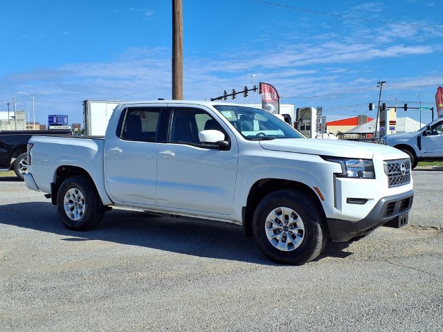 Used 2024 Nissan Frontier SV AWD/4WD image 24