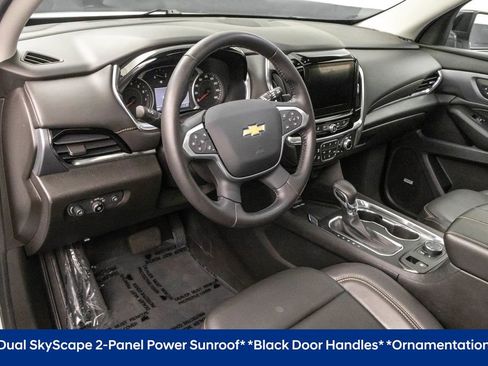 Used 2021 Chevrolet Traverse Premier w/ Redline Edition image 5