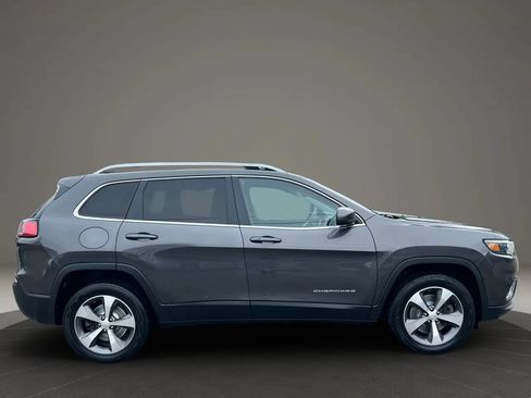 Used 2020 Jeep Cherokee Limited AWD/4WD image 4