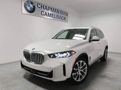 Used 2026 BMW X5 xDrive50e AWD/4WD image 1