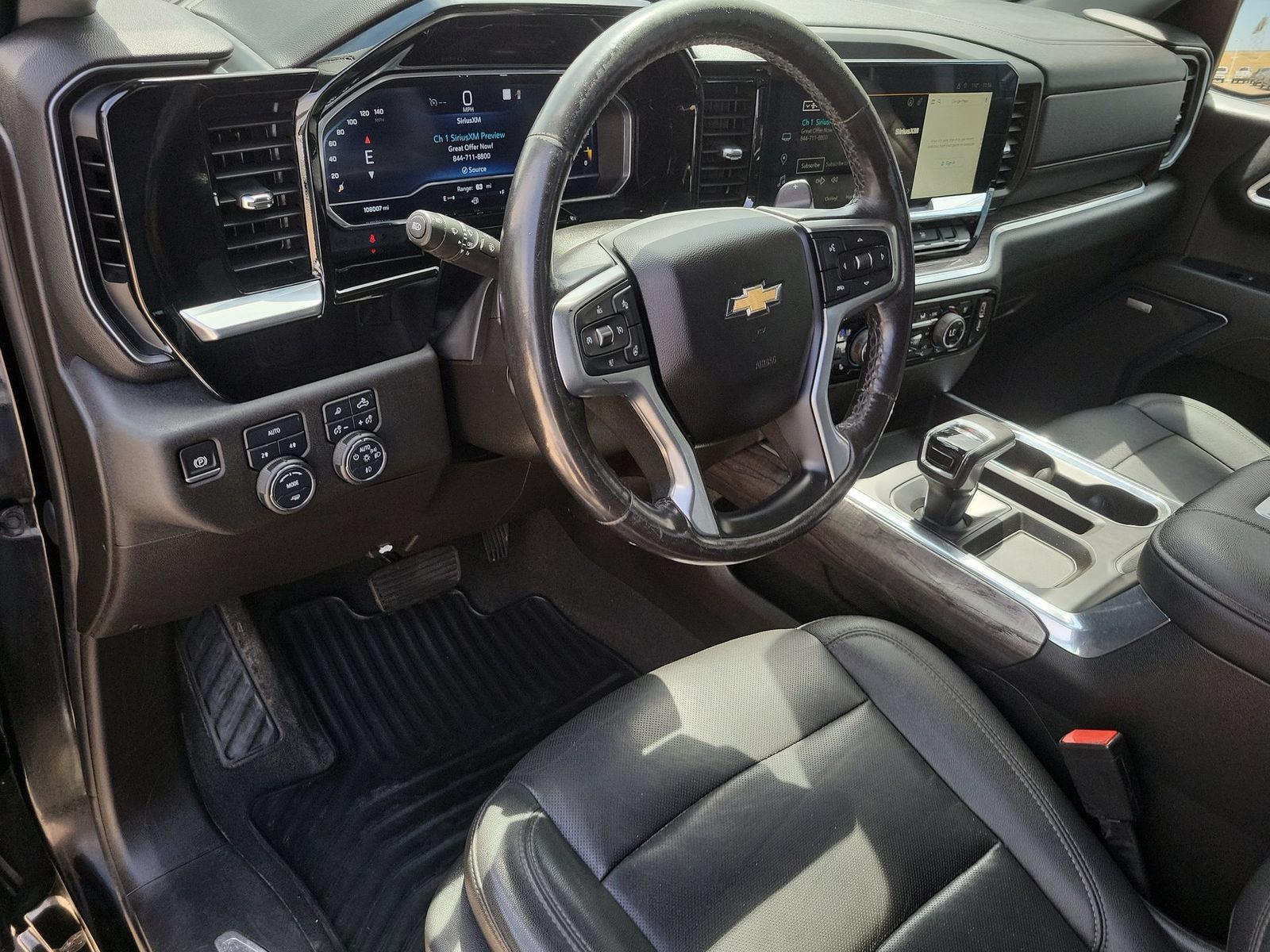 Used 2022 Chevrolet Silverado 1500 LTZ AWD/4WD image 10