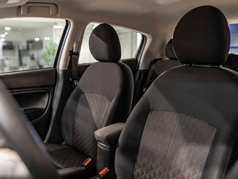 Used 2024 Mitsubishi Mirage ES image 17