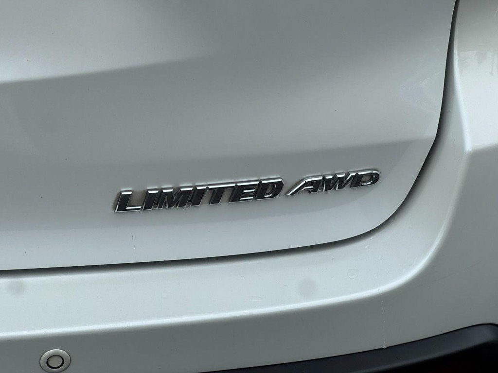 Used 2016 Toyota Highlander Limited AWD/4WD image 6