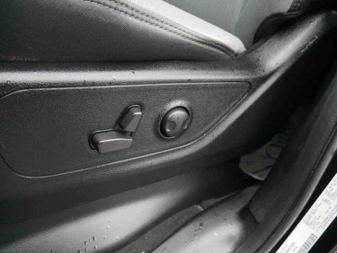 Certified 2022 RAM 1500 Big Horn w/ Trailer Tow Group image 31