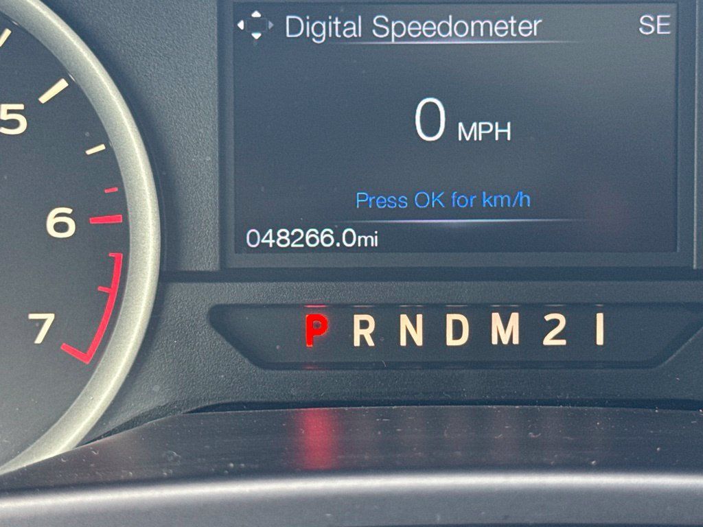 Used 2017 Ford F150 XLT w/ Equipment Group 302A Luxury AWD/4WD image 31