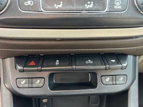 Used 2015 GMC Canyon SLT AWD/4WD image 28