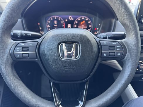 Used 2023 Honda Accord LX image 32