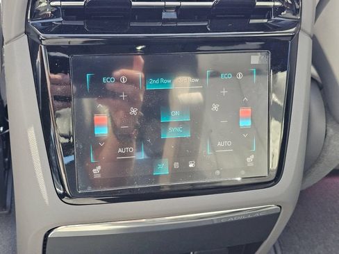 New 2026 Cadillac Escalade IQL Luxury AWD/4WD image 19