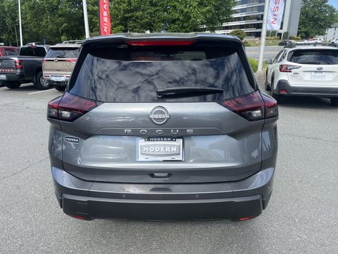 Certified 2026 Nissan Rogue S FWD image 4
