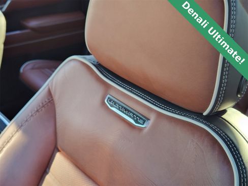 Used 2025 GMC Sierra 1500 Denali Ultimate image 16