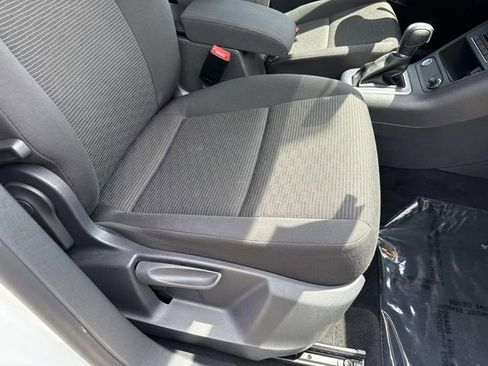 Used 2017 Volkswagen Tiguan Limited FWD image 10