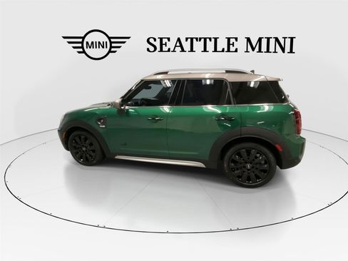 Certified 2023 MINI Cooper Countryman S w/ Signature Upholstery Package image 6