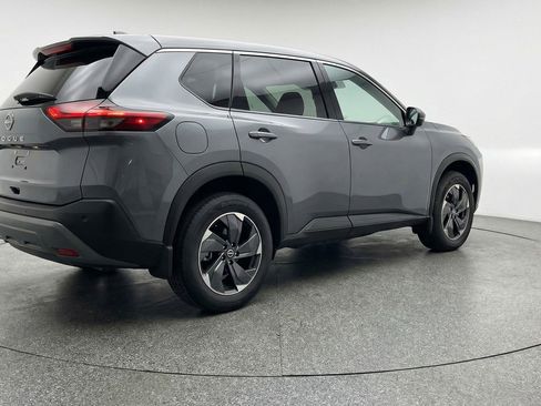 Used 2025 Nissan Rogue SV image 9