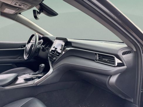 Certified 2023 Toyota Camry SE image 28