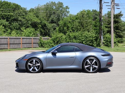 Certified 2025 Porsche 911 Carrera RWD image 7