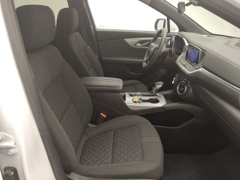 Used 2022 Chevrolet Blazer LT FWD image 21
