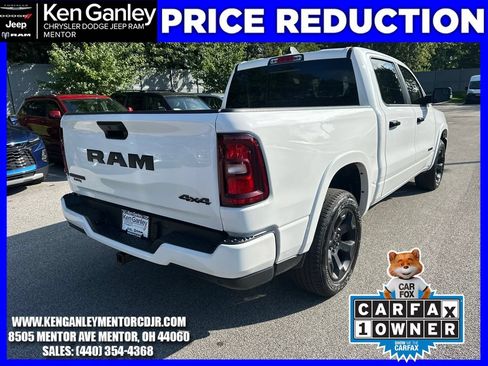 Used 2025 RAM 1500 Big Horn AWD/4WD image 9