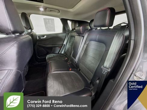 Certified 2022 Ford Escape SEL w/ SEL Stealth AWD Package image 30