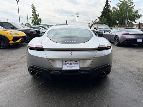 Used 2021 Ferrari Roma RWD image 7