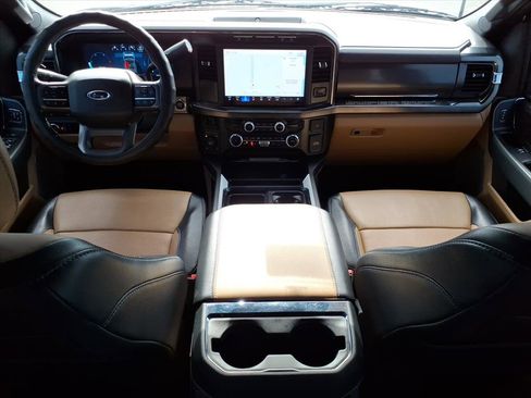 Certified 2024 Ford F250 Lariat w/ Sport Appearance Package image 11