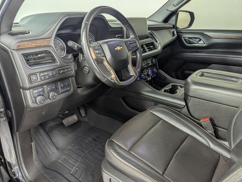 Used 2021 Chevrolet Suburban High Country image 11