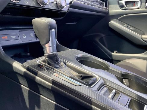 Used 2025 Honda Civic Sport Touring image 17