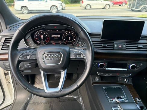 Used 2018 Audi Q5 2.0T Premium Plus w/ Premium Plus Package AWD/4WD image 15