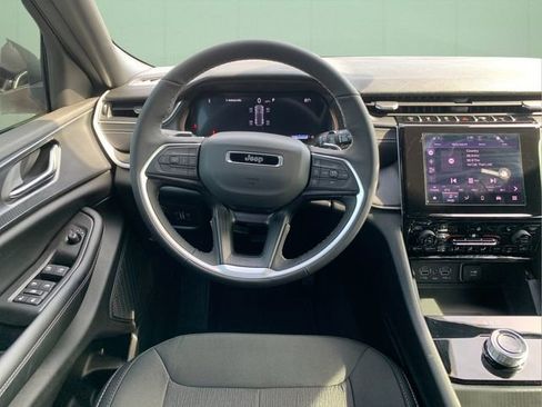 New 2026 Jeep Grand Cherokee Laredo image 27