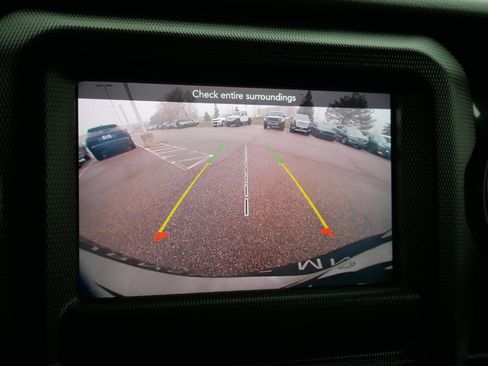 Used 2021 Jeep Wrangler Unlimited Sahara image 28