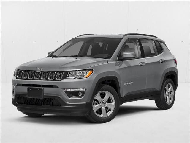 Used 2018 Jeep Compass Latitude w/ Popular Equipment Group FWD image 1