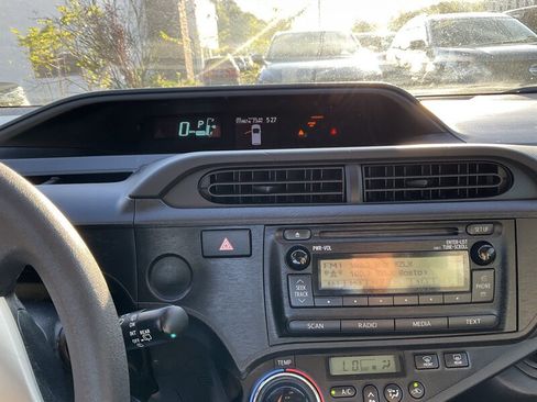 Used 2014 Toyota Prius C Two image 17