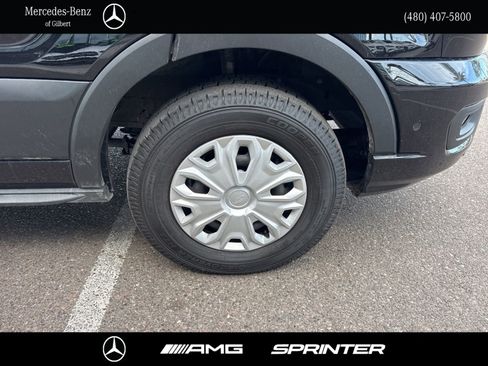 Used 2024 Ford Transit 350 XLT RWD image 10