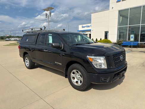 Used 2018 Nissan Titan S w/ S Utility Package AWD/4WD image 3